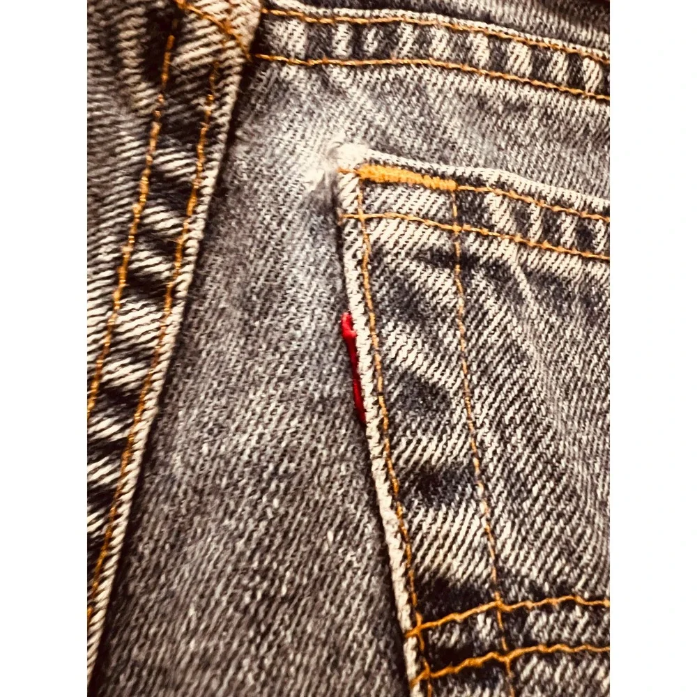 Vintage Levis 550 Relaxed Fit Tapered Leg Jeans 38x30 Acid Wash Blue Canada Made
